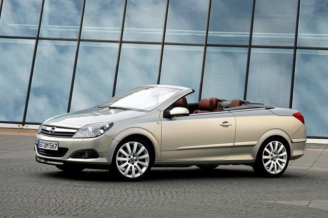 Opel Astra Twin Top 2.0 Turbo Opel Astra Twin Top 2.0 Turbo