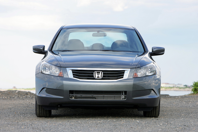 Honda Accord LX-P 5-Spd AT (USA) Honda Accord LX-P 5-Spd AT (USA)