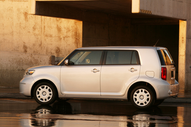 Scion xB 5-Door Wagon 4-Spd AT Scion xB 5-Door Wagon 4-Spd AT
