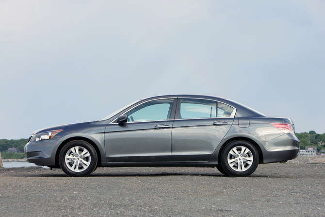 Honda Accord LX-P 5-Spd MT (USA) Honda Accord LX-P 5-Spd MT (USA)