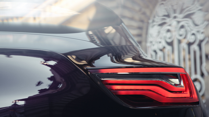 The complicated rear lights look like neon tubes The complicated rear lights look like neon tubes
