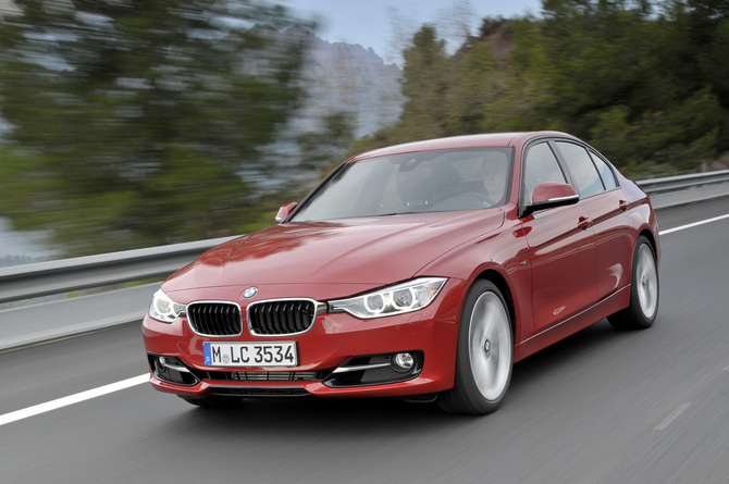 BMW 335i xDrive AT BMW 335i xDrive AT