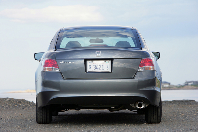 Honda Accord LX-P 5-Spd MT (USA) Honda Accord LX-P 5-Spd MT (USA)