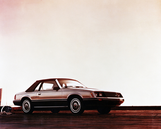 Ford Mustang Ghia Turbo Ford Mustang Ghia Turbo
