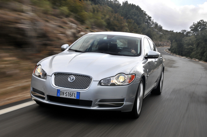 Jaguar XF 3.0D V6 Premium Luxury Jaguar XF 3.0D V6 Premium Luxury