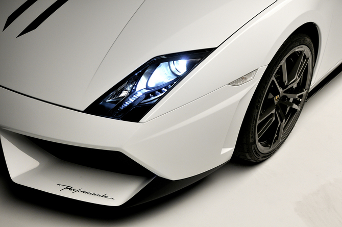 Lamborghini Gallardo LP 570-4 Spyder Performante Lamborghini Gallardo LP 570-4 Spyder Performante