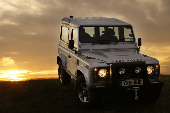 Land Rover Defender 90 SW E Land Rover Defender 90 SW E