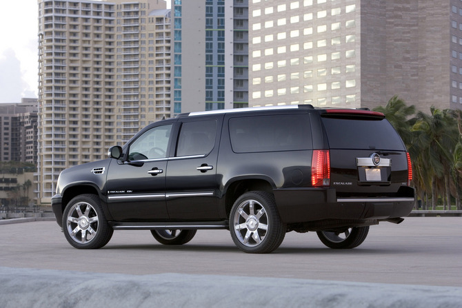 Cadillac Escalade ESV AWD Cadillac Escalade ESV AWD