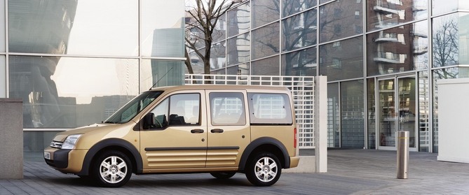 Ford Tourneo Connect 1.8TDCi 110cv Ford Tourneo Connect 1.8TDCi 110cv