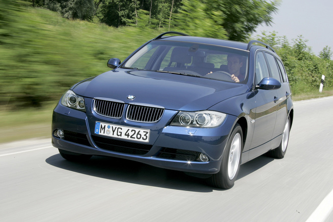 BMW 325i Touring Automatic BMW 325i Touring Automatic