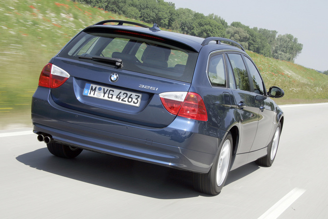 BMW 325i Touring Automatic BMW 325i Touring Automatic