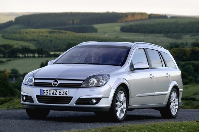 Opel Astra Caravan 1.6 Easytronic Opel Astra Caravan 1.6 Easytronic