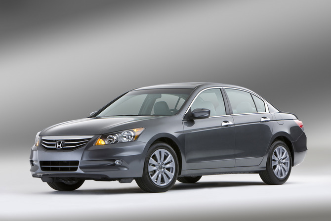 Honda Accord LX 5-Spd AT (USA) Honda Accord LX 5-Spd AT (USA)