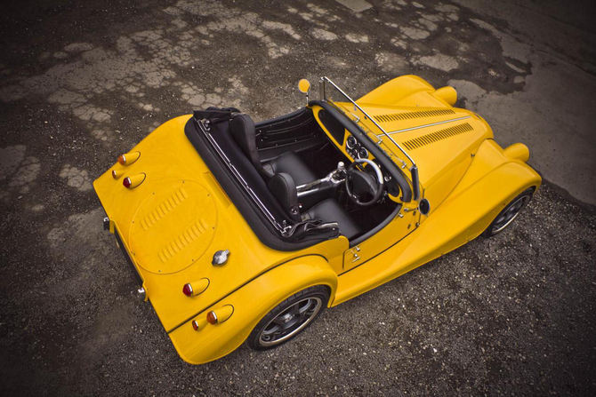 Morgan Has Electric Plus 8 with Five-Speed Gearbox Morgan Has Electric Plus 8 with Five-Speed Gearbox