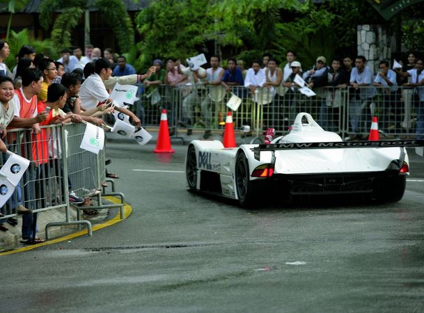 BMW V12 LMR BMW V12 LMR