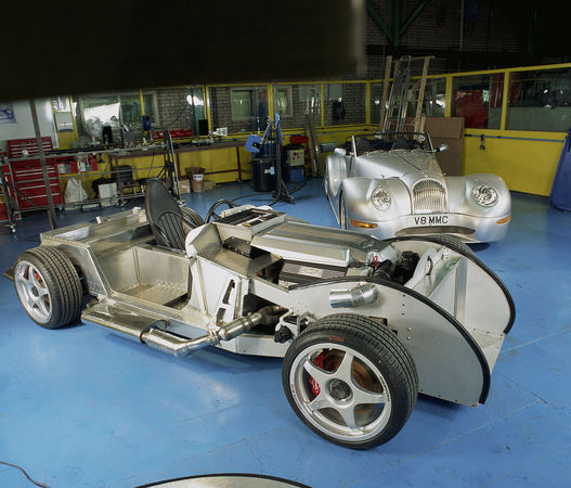 Morgan Has Electric Plus 8 with Five-Speed Gearbox Morgan Has Electric Plus 8 with Five-Speed Gearbox