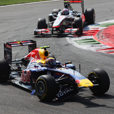 Vettel Wins and gets closer to a second title Vettel Wins and gets closer to a second title