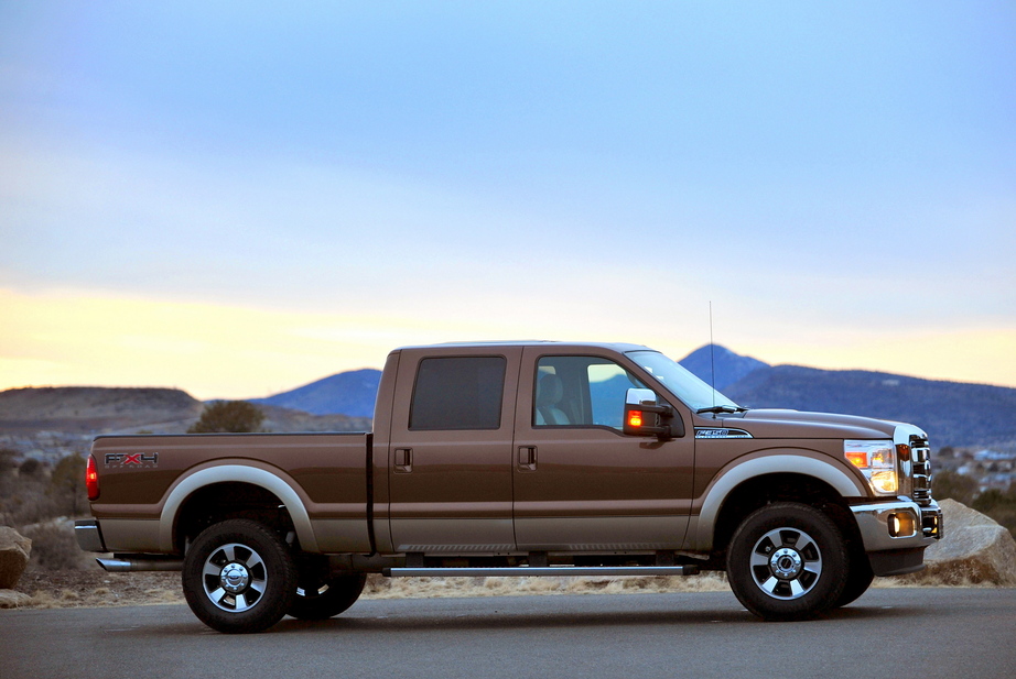 Ford F-Series Super Duty F-350 158-in. WB XLT Styleside DRW SuperCab 4x2