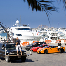 The cars preparing to film Desert Nemesis with the Juke-R and Ferrari 458