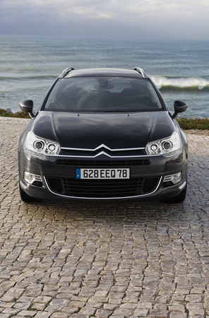 Citroën C5 Tourer 2.7HDI V6 FAP Exclusive Aut. Citroën C5 Tourer 2.7HDI V6 FAP Exclusive Aut.