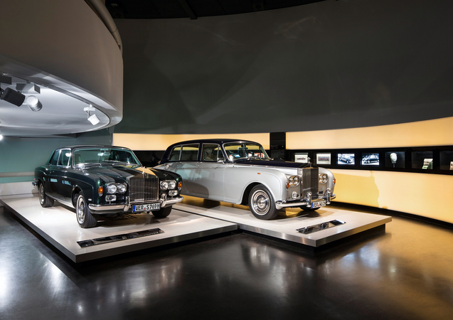The display includes 15 Rolls-Royce cars The display includes 15 Rolls-Royce cars