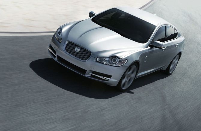 Jaguar XF 3.0L V6D 500 Jaguar XF 3.0L V6D 500