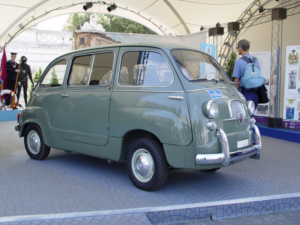 Fiat 600 Multipla share tell a friend share on facebook share on twitter