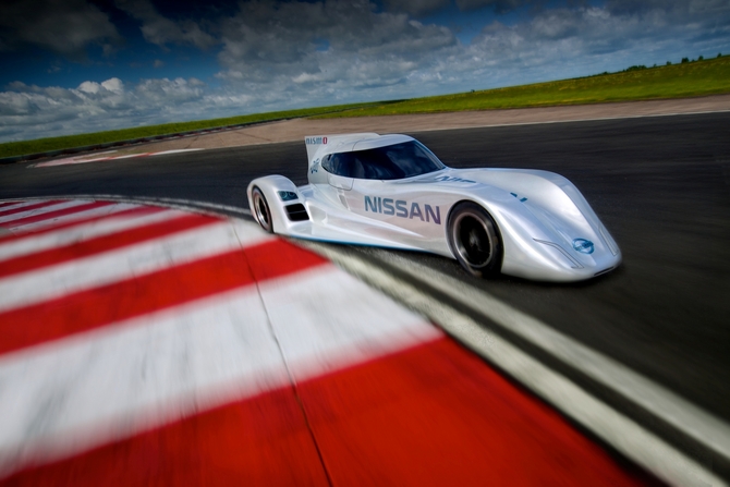 O carro foi concebido por Bowlby, o homem por detrás do design do Deltawing O carro foi concebido por Bowlby, o homem por detrás do design do Deltawing