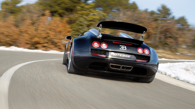 The pop-up wing helps slow the car down The pop-up wing helps slow the car down