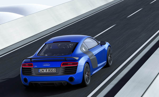 Audi has succeeded to increase 20hp compared to the R8 V10 Plus, for a total of 570hp Audi has succeeded to increase 20hp compared to the R8 V10 Plus, for a total of 570hp