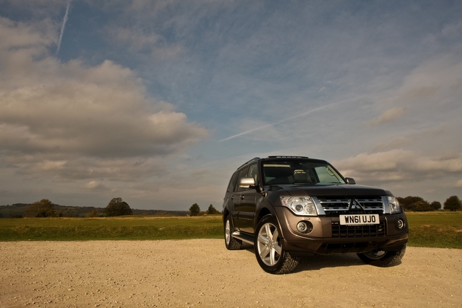 Mitsubishi Shogun 4 Mitsubishi Shogun 4