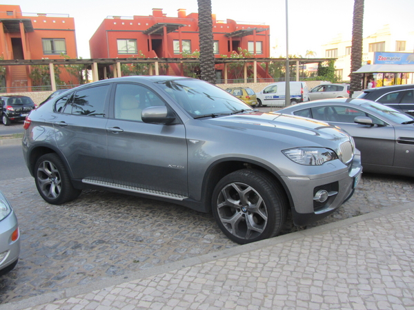 BMW X6 xDrive50i