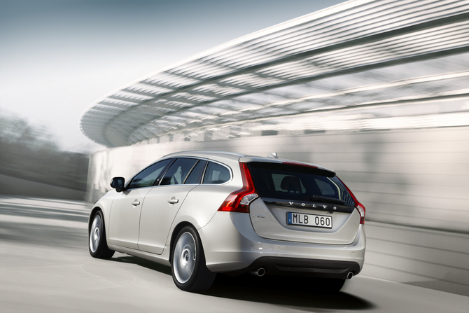 Volvo V60 1.6 GTDi T4 Volvo V60 1.6 GTDi T4