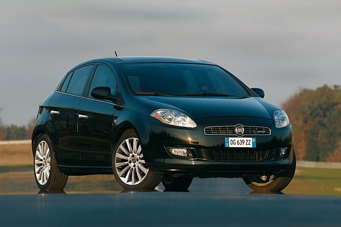 Fiat Bravo 1.6 Multijet 16v 105cv Emotion Pur-O2 Fiat Bravo 1.6 Multijet 16v 105cv Emotion Pur-O2