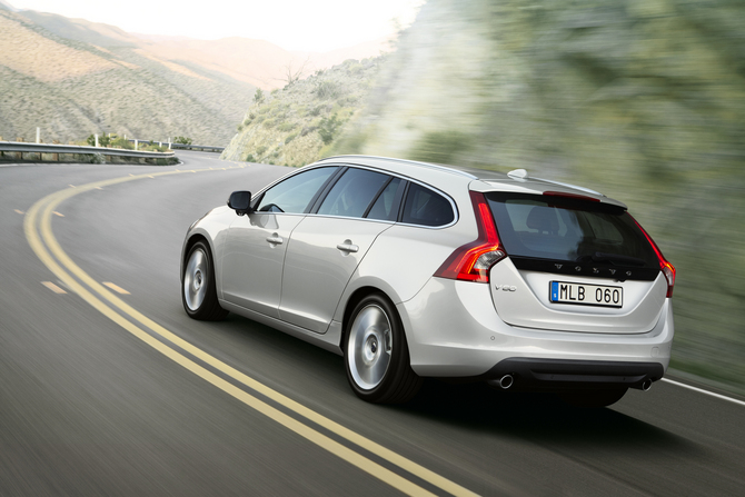 Volvo V60 2.0 T5 Volvo V60 2.0 T5