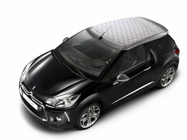 When completely closed, Citroën said it is as quiet as the hatchback