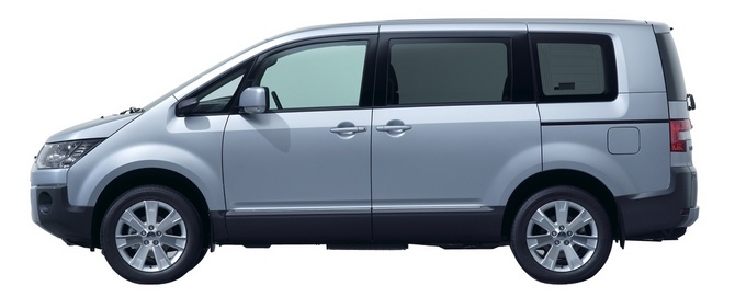 Mitsubishi Delica D:5 G-Navi Mitsubishi Delica D:5 G-Navi