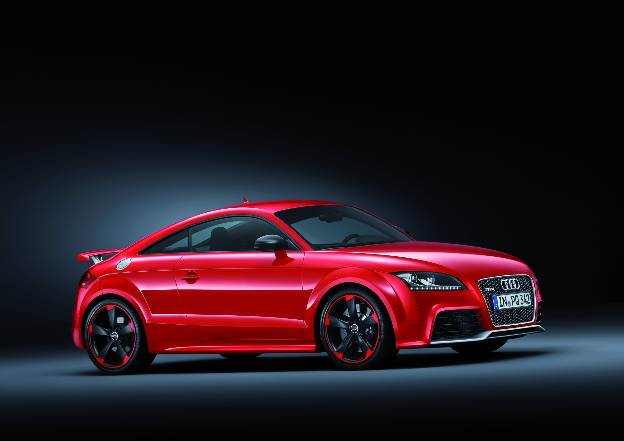 Audi Tt Rs Plus Gets 20hp Boost And 280km H Top Speed Slideshow