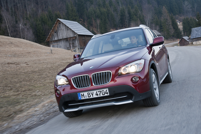 BMW X1 xDrive20i BMW X1 xDrive20i
