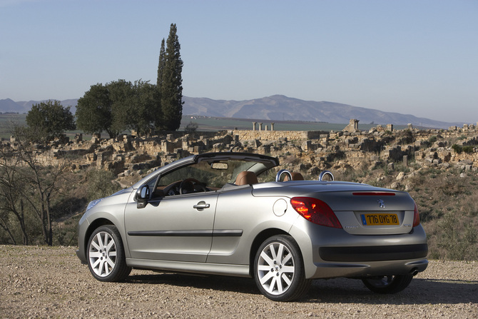 Peugeot 207 CC 1.6 16v Automatic Peugeot 207 CC 1.6 16v Automatic