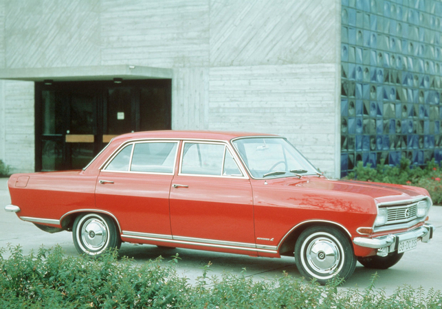 Opel Rekord 2.6 De Luxe Opel Rekord 2.6 De Luxe