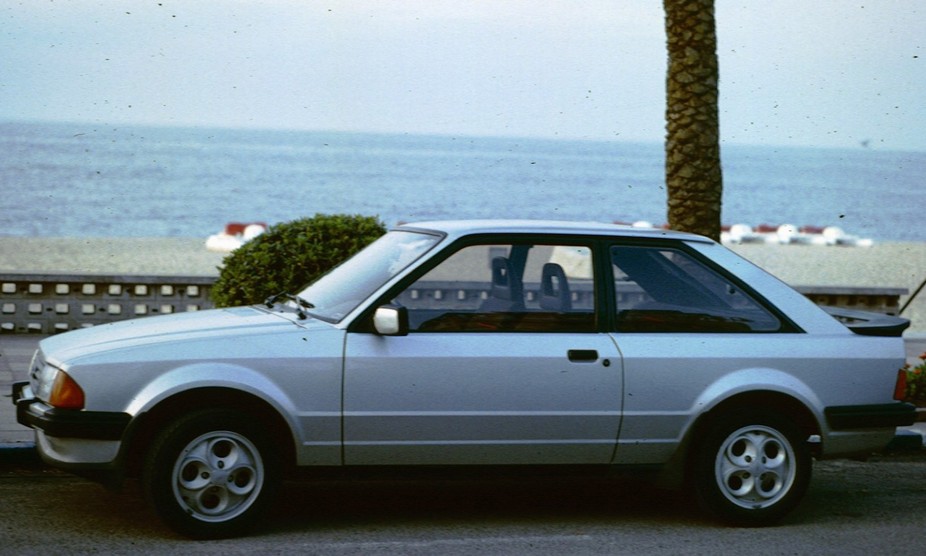 Ford Escort 1.6 GL Ford Escort 1.6 GL