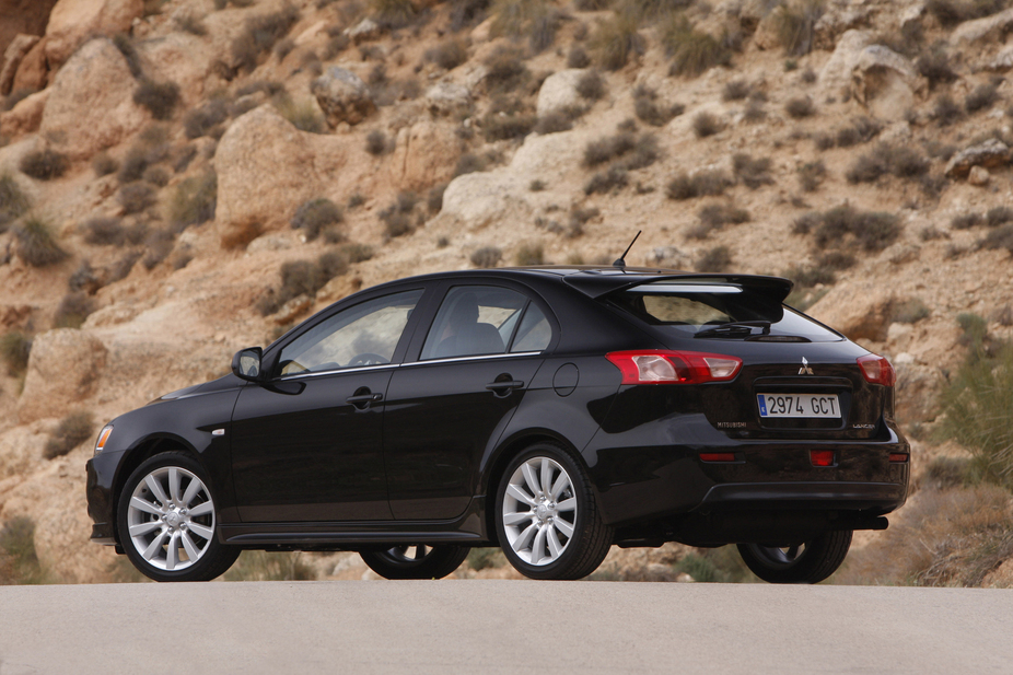 Mitsubishi Lancer Sportback Black Edition 1.8 DI-D ClearTec Invite