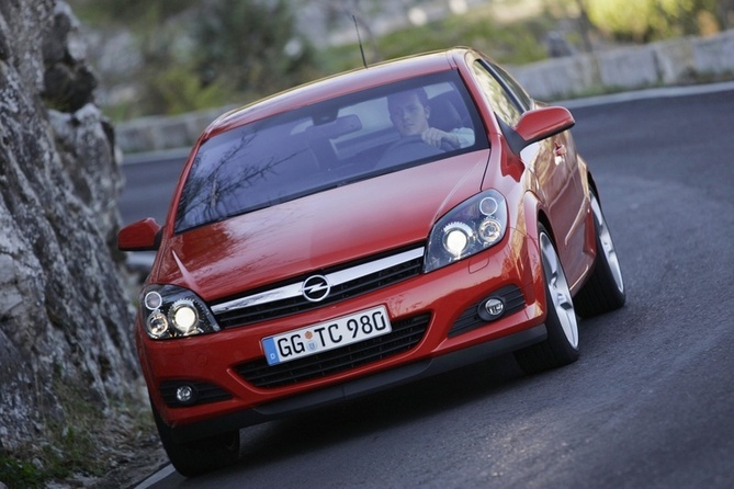 Opel Astra GTC 1.4 Opel Astra GTC 1.4