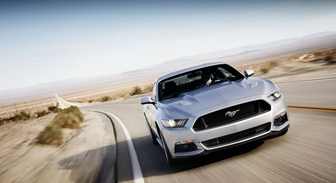 Modelo vai ser oferecido com um motor turbo de quatro cilindros V6 e um V8 Modelo vai ser oferecido com um motor turbo de quatro cilindros V6 e um V8