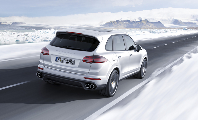 Thanks to a chassis for a more dynamic driving, the Cayenne Turbo S laps Nürburgring in 7:59.74 minutes Thanks to a chassis for a more dynamic driving, the Cayenne Turbo S laps Nürburgring in 7:59.74 minutes