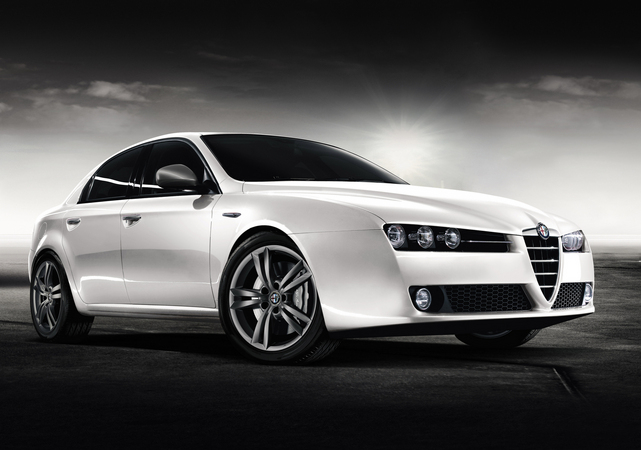 Alfa Romeo 159 2.4 JTDm 20v 210cv Distinctive Alfa Romeo 159 2.4 JTDm 20v 210cv Distinctive