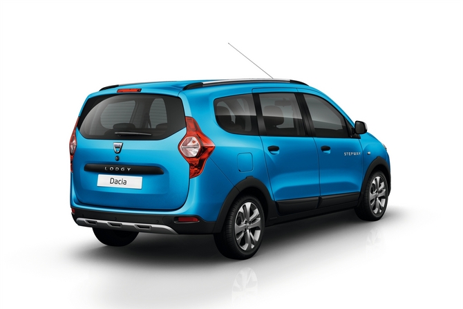 En diesel, Lodgy Stepway est disponible avec le moteur dCi 110 En diesel, Lodgy Stepway est disponible avec le moteur dCi 110