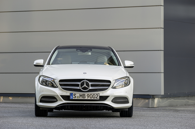 Mercedes-Benz C-Class 5 Mercedes-Benz C-Class 5
