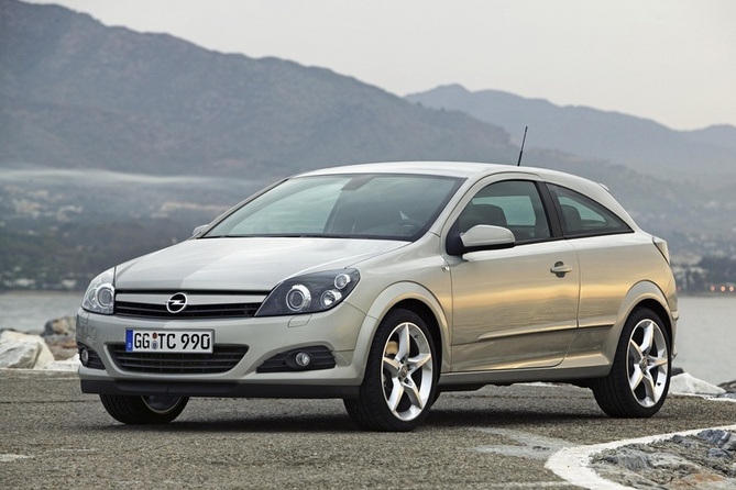 Opel Astra GTC 1.8 Automatic Opel Astra GTC 1.8 Automatic
